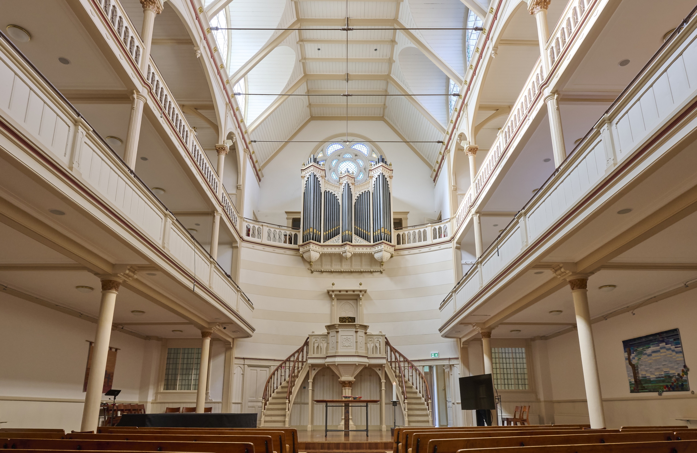 Steenkuyl orgel met preekstoel